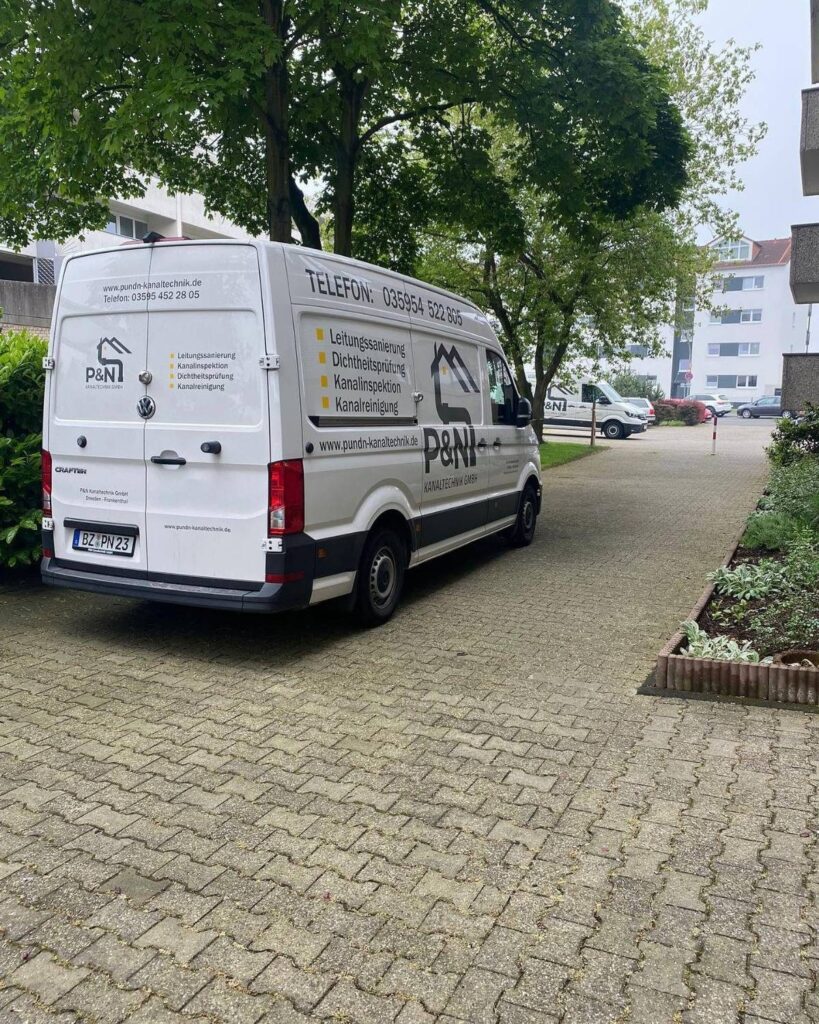 Servicefahrzeug der P&N Kanaltechnik GmbH